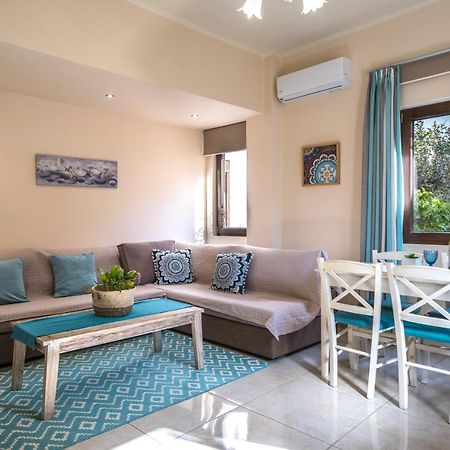 Iro City And Beach Boutique Homes خانيا المظهر الخارجي الصورة
