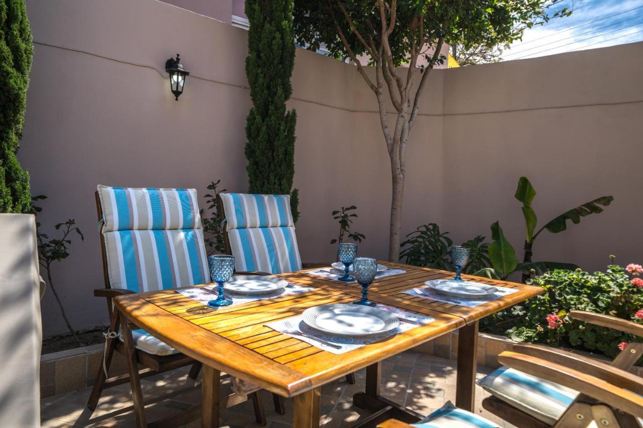Iro City And Beach Boutique Homes خانيا المظهر الخارجي الصورة